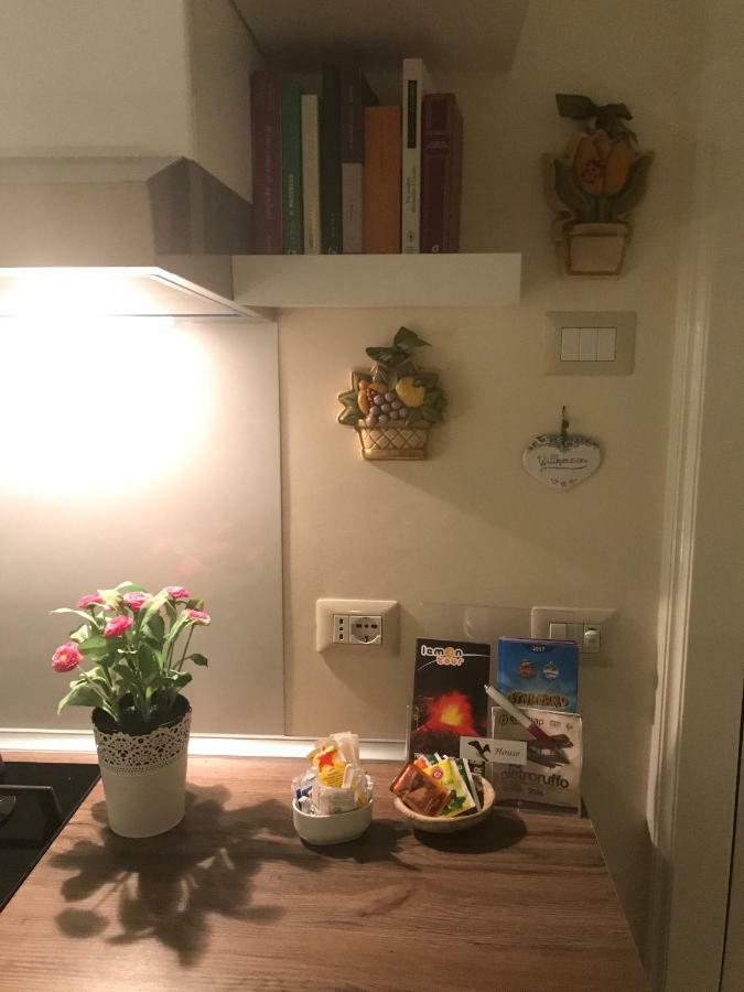 Bed and Breakfast Aquila House Катания Экстерьер фото
